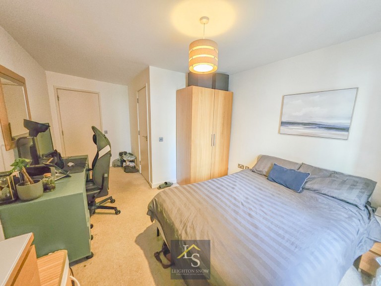 Images for Lord Street, Melia House, M4 EAID:425574707 BID:4e9803c7-4032-406b-90d5-01d6ebc98bcc