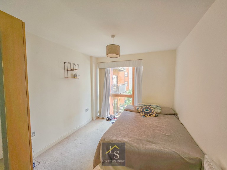 Images for Lord Street, Melia House, M4 EAID:425574707 BID:4e9803c7-4032-406b-90d5-01d6ebc98bcc