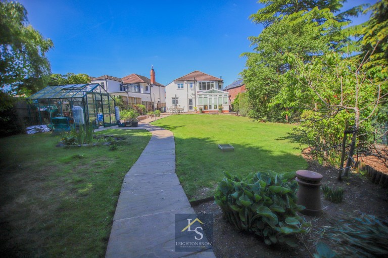 Images for Colwyn Road, Bramhall, SK7 EAID:425574707 BID:a331354c-8a27-4290-8521-a2425358b7e6