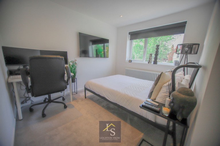 Images for Tenby Drive, Cheadle Hulme, SK8 EAID:425574707 BID:a331354c-8a27-4290-8521-a2425358b7e6