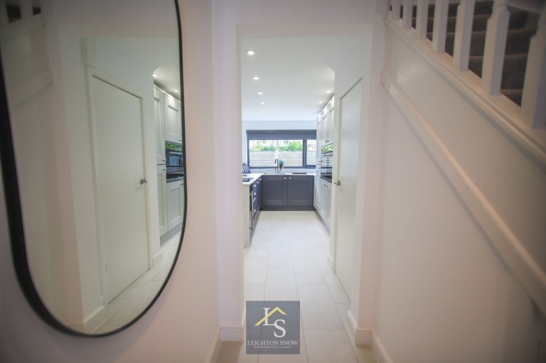 Images for Tenby Drive, Cheadle Hulme, SK8 EAID:425574707 BID:a331354c-8a27-4290-8521-a2425358b7e6
