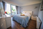 Waterloo Road, Bramhall, sk7