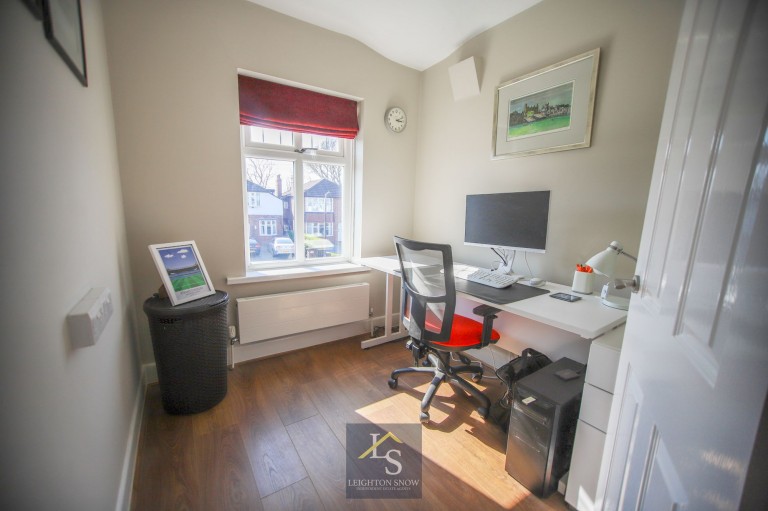 Images for Waterloo Road, Bramhall, SK7 EAID:425574707 BID:a331354c-8a27-4290-8521-a2425358b7e6