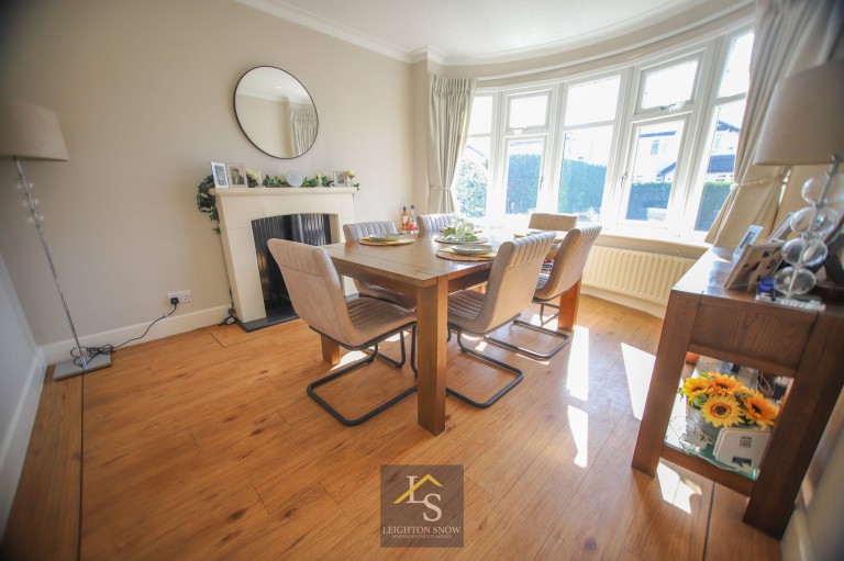 Images for Waterloo Road, Bramhall, SK7 EAID:425574707 BID:a331354c-8a27-4290-8521-a2425358b7e6