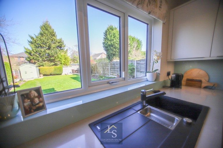 Images for Waterloo Road, Bramhall, SK7 EAID:425574707 BID:a331354c-8a27-4290-8521-a2425358b7e6