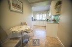 Waterloo Road, Bramhall, sk7