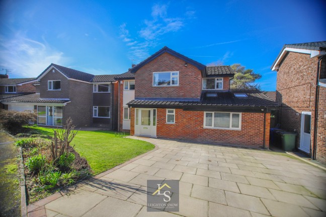 The Downs, Cheadle, sk8