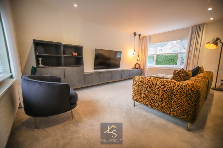 Images for The Downs, Cheadle, SK8 EAID:425574707 BID:a331354c-8a27-4290-8521-a2425358b7e6