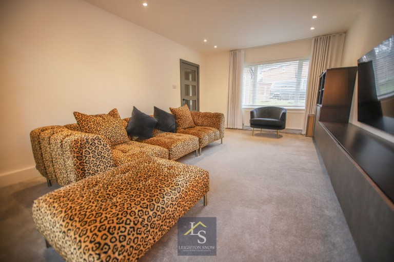 Images for The Downs, Cheadle, SK8 EAID:425574707 BID:a331354c-8a27-4290-8521-a2425358b7e6