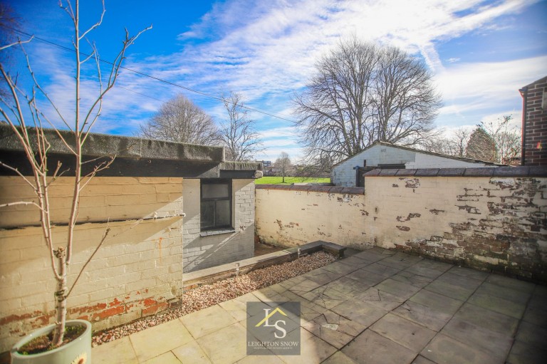 Images for Rochdale Road, Royton, OL2 EAID:425574707 BID:a331354c-8a27-4290-8521-a2425358b7e6