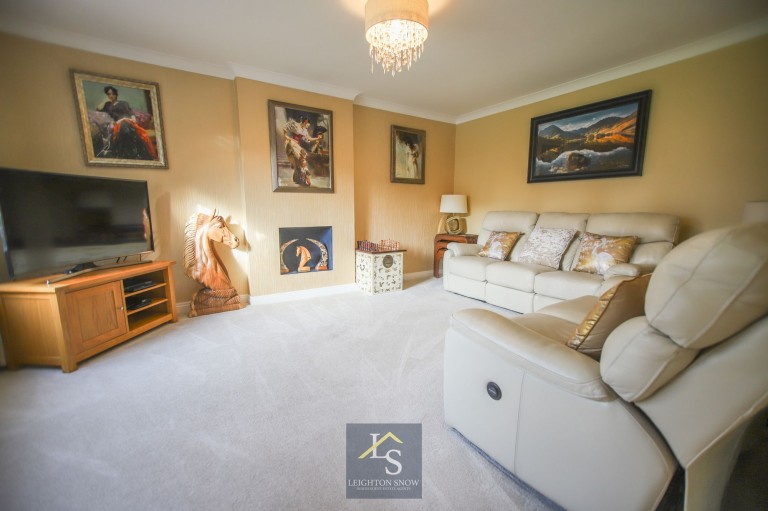 Images for Penmoor Chase, Hazel Grove, SK7 EAID:425574707 BID:a331354c-8a27-4290-8521-a2425358b7e6
