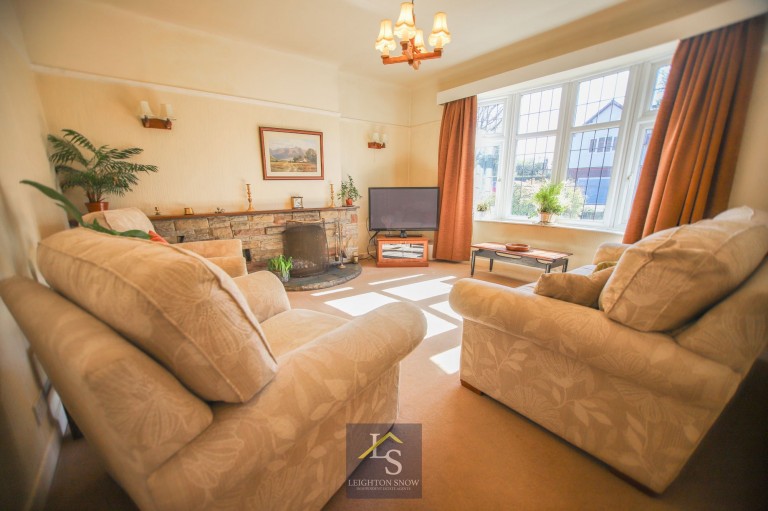Images for Bramley Road, Bramhall, SK7 EAID:425574707 BID:a331354c-8a27-4290-8521-a2425358b7e6