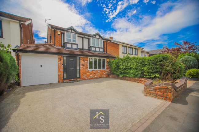 Eskdale Avenue, Bramhall, sk7