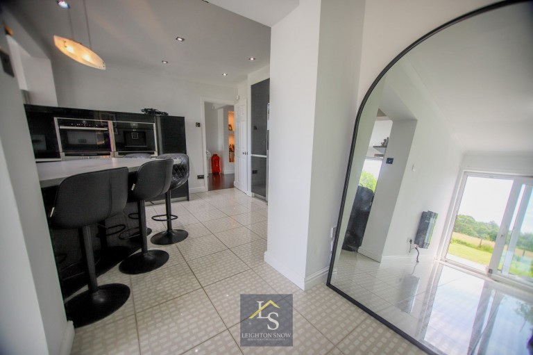 Images for Eskdale Avenue, Bramhall, SK7 EAID:425574707 BID:a331354c-8a27-4290-8521-a2425358b7e6