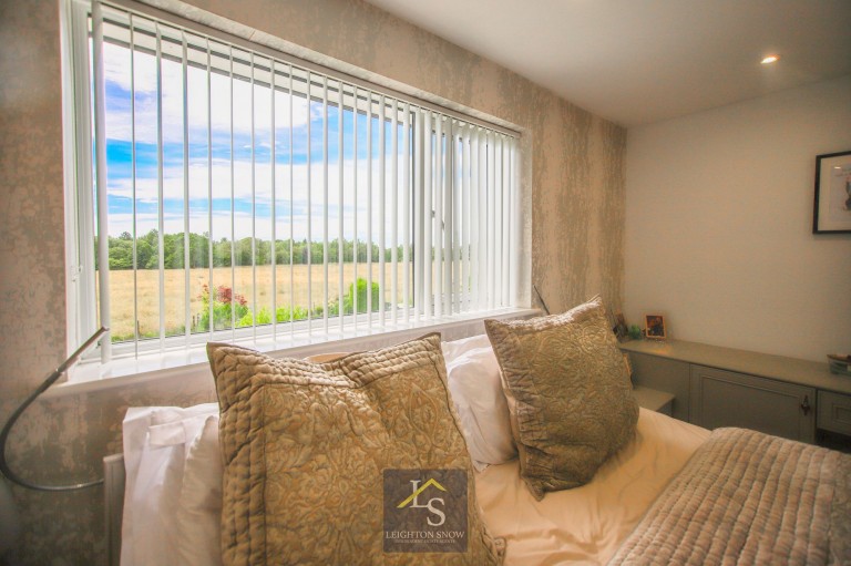 Images for Eskdale Avenue, Bramhall, SK7 EAID:425574707 BID:a331354c-8a27-4290-8521-a2425358b7e6