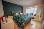 Eskdale Avenue, Bramhall, sk7