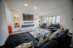 Eskdale Avenue, Bramhall, sk7
