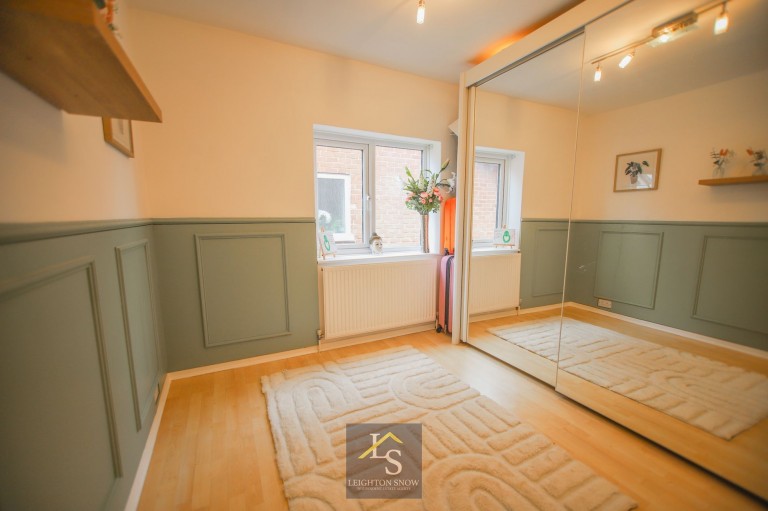 Images for Eskdale Avenue, Bramhall, SK7 EAID:425574707 BID:a331354c-8a27-4290-8521-a2425358b7e6