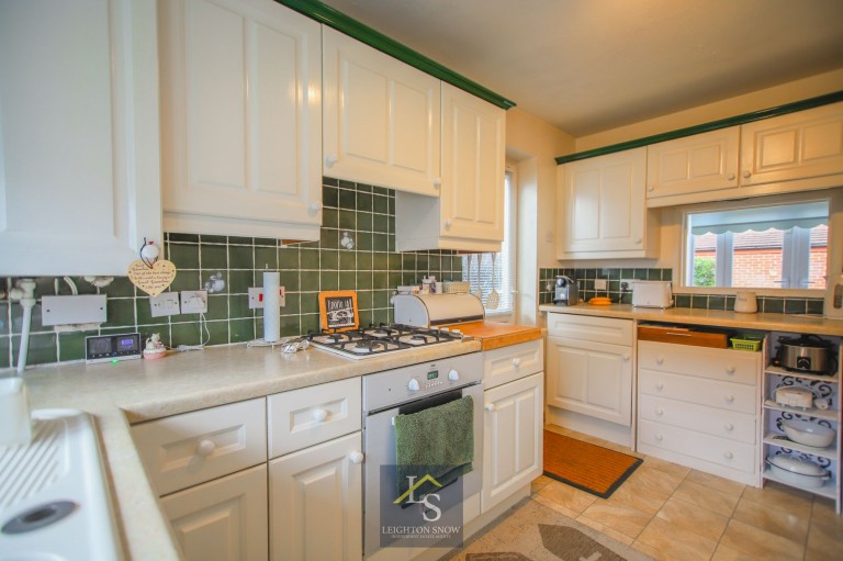 Images for Rushton Drive, Bramhall, SK7 EAID:425574707 BID:a331354c-8a27-4290-8521-a2425358b7e6