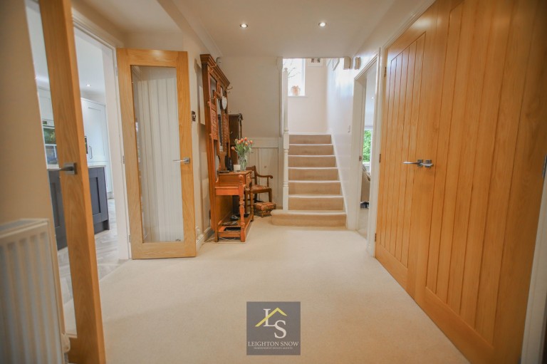 Images for Grange Road, Bramhall, SK7 EAID:425574707 BID:a331354c-8a27-4290-8521-a2425358b7e6