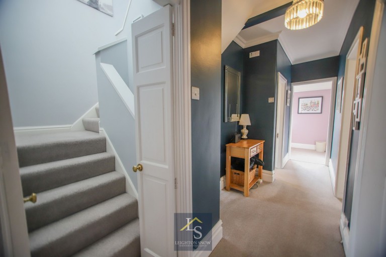 Images for Ack Lane East, Bramhall, SK7 EAID:425574707 BID:a331354c-8a27-4290-8521-a2425358b7e6