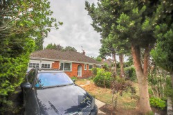 Images for Roundway, Bramhall, SK7