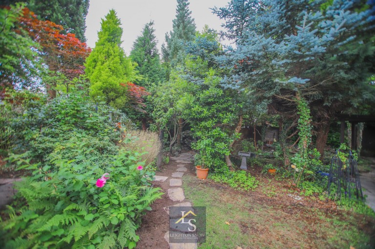 Images for Roundway, Bramhall, SK7 EAID:425574707 BID:a331354c-8a27-4290-8521-a2425358b7e6