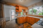 Roundway, Bramhall, sk7