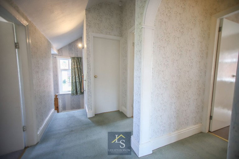 Images for Holly Road, Bramhall, SK7 EAID:425574707 BID:a331354c-8a27-4290-8521-a2425358b7e6