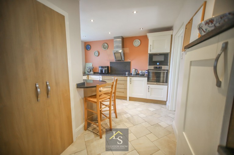 Images for Holly Road, Bramhall, SK7 EAID:425574707 BID:a331354c-8a27-4290-8521-a2425358b7e6