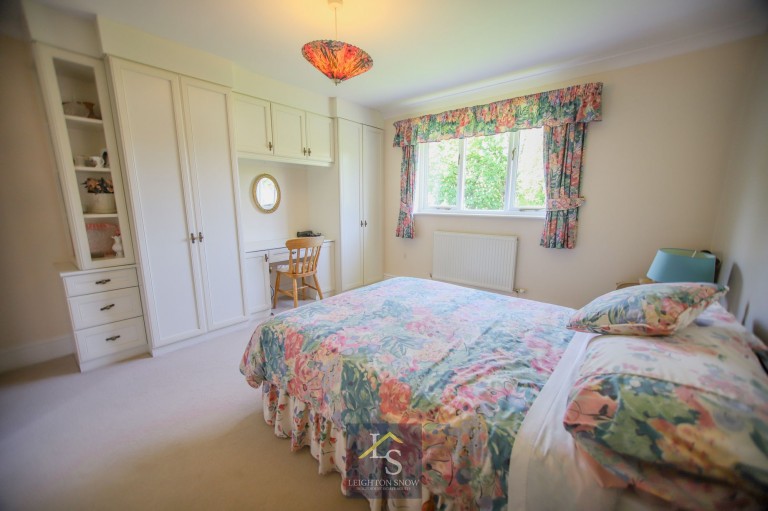 Images for Roseneath, Bramhall, SK7 EAID:425574707 BID:a331354c-8a27-4290-8521-a2425358b7e6