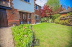 Roseneath, Bramhall, sk7