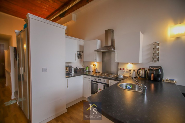 Images for Houldsworth Street, Reddish, SK5 EAID:425574707 BID:a331354c-8a27-4290-8521-a2425358b7e6