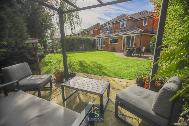 Images for Vicarage Avenue, Cheadle Hulme, SK8 EAID:425574707 BID:a331354c-8a27-4290-8521-a2425358b7e6