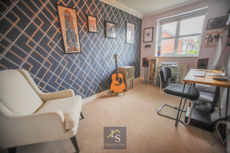 Images for Hartwell Grove, Stockport, SK3 EAID:425574707 BID:a331354c-8a27-4290-8521-a2425358b7e6