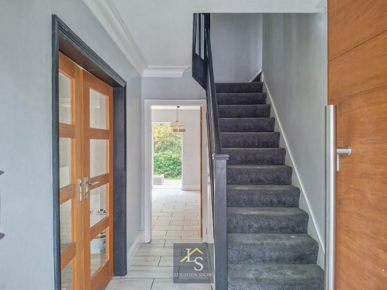 Images for Cringle Drive, Cheadle, SK8 EAID:425574707 BID:a331354c-8a27-4290-8521-a2425358b7e6