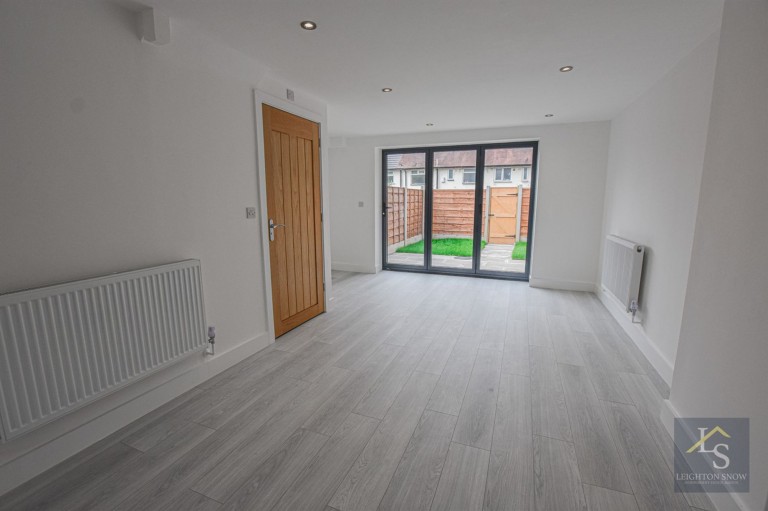 Images for Westmeath Avenue, Cheadle Hulme, SK8 EAID:425574707 BID:4e9803c7-4032-406b-90d5-01d6ebc98bcc