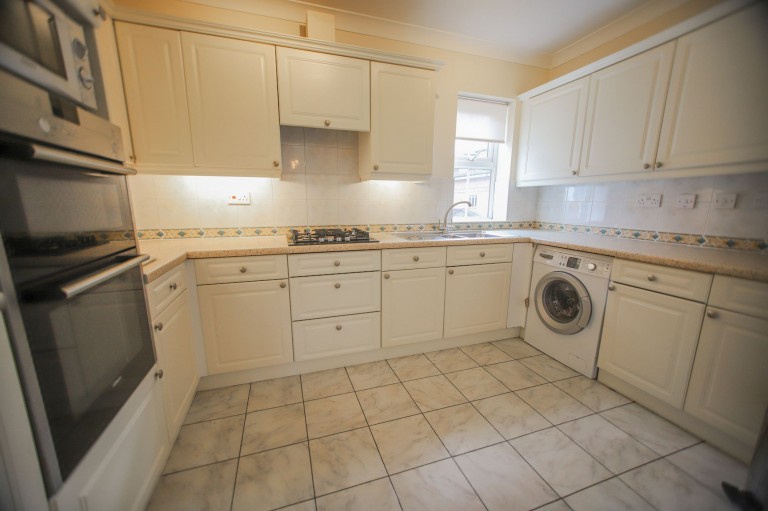 Images for Bramhall Lane South, Bramhall, SK7 EAID:425574707 BID:a331354c-8a27-4290-8521-a2425358b7e6