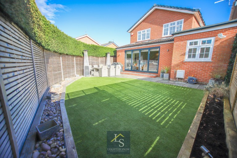 Images for Truro Close, Bramhall, SK7 EAID:425574707 BID:a331354c-8a27-4290-8521-a2425358b7e6