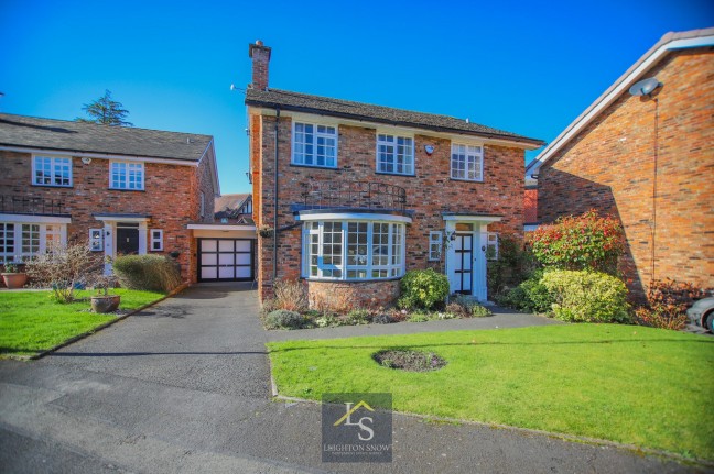 Beathwaite Drive, Bramhall, sk7
