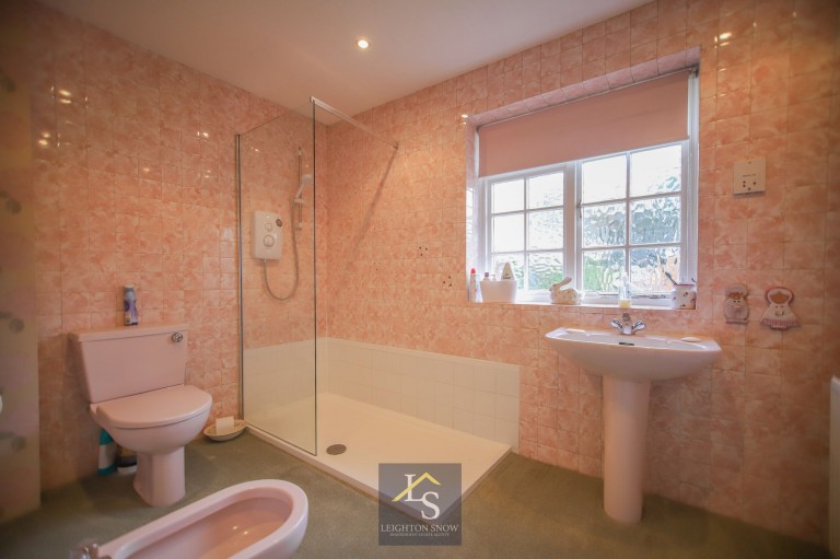 Images for Beathwaite Drive, Bramhall, SK7 EAID:425574707 BID:a331354c-8a27-4290-8521-a2425358b7e6