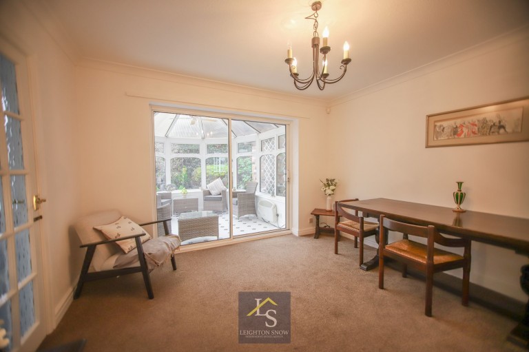 Images for Beathwaite Drive, Bramhall, SK7 EAID:425574707 BID:a331354c-8a27-4290-8521-a2425358b7e6