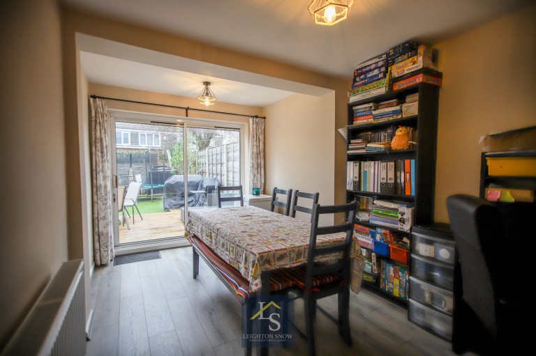 Images for Delfur Road, Bramhall, SK7 EAID:425574707 BID:a331354c-8a27-4290-8521-a2425358b7e6