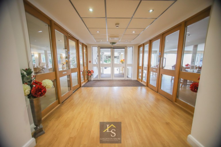 Images for Station Approach, Cheadle Hulme, SK8 EAID:425574707 BID:a331354c-8a27-4290-8521-a2425358b7e6