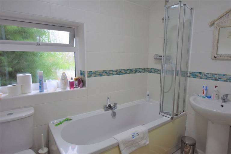 Images for Stamford Avenue, Altrincham, WA14 EAID:425574707 BID:4e9803c7-4032-406b-90d5-01d6ebc98bcc