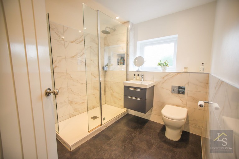 Images for Kitts Moss Lane, Bramhall, SK7 EAID:425574707 BID:a331354c-8a27-4290-8521-a2425358b7e6