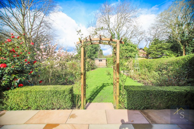 Images for Kitts Moss Lane, Bramhall, SK7 EAID:425574707 BID:a331354c-8a27-4290-8521-a2425358b7e6