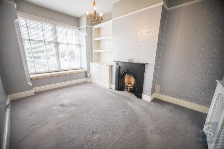 Images for Kitts Moss Lane, Bramhall, SK7 EAID:425574707 BID:a331354c-8a27-4290-8521-a2425358b7e6