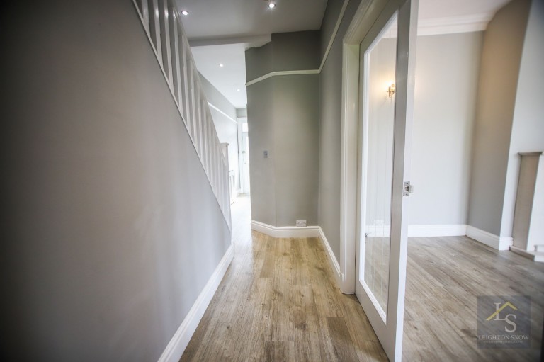 Images for Kitts Moss Lane, Bramhall, SK7 EAID:425574707 BID:a331354c-8a27-4290-8521-a2425358b7e6