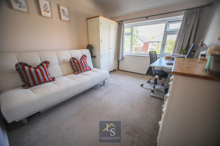 Images for Canberra Road, Bramhall, SK7 EAID:425574707 BID:a331354c-8a27-4290-8521-a2425358b7e6